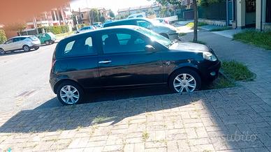 lancia ypsilon 1.3 diesel 
