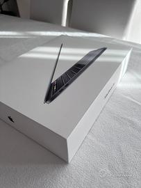 MacBook  Pro 13” grigio siderale perfetto stato