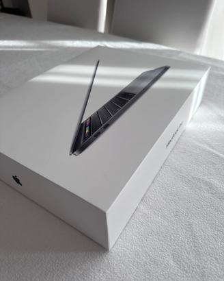 MacBook  Pro 13” grigio siderale perfetto stato