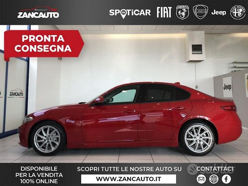 Alfa Romeo Giulia (2016)