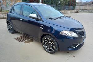 Lancia Ypsilon 1.2 69 CV MYA