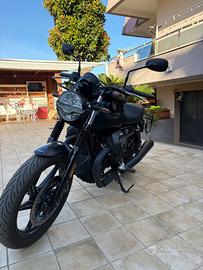 Moto Guzzi V7 Stone 2023