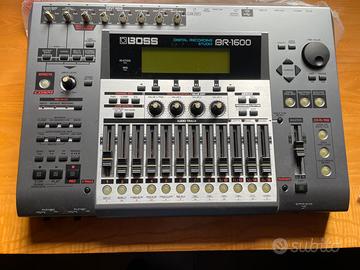 Registratore multitraccia Boss Br-1600 Cd
