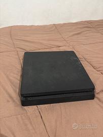 Playstation 4 slim