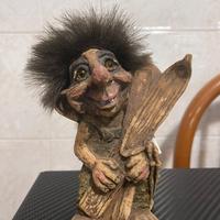 Nyform troll sciatore