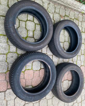 4 pneumatici invernali  seminuove 205/55 R 16