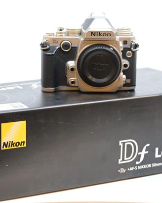 FOTOCAMERA REFLEX FULLFRAME NIKON DF (CORPO)