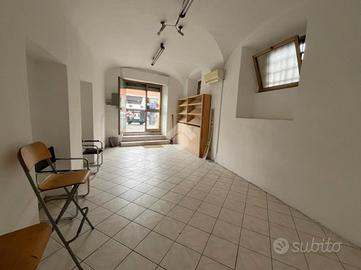 NEGOZIO A ROMA