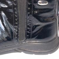 stivaletti neri in vernice 