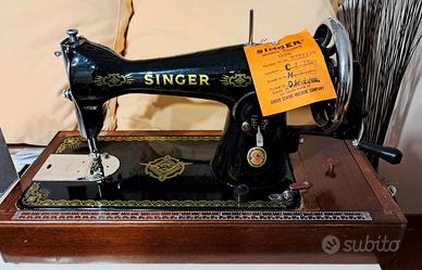 Macchina singer antica.