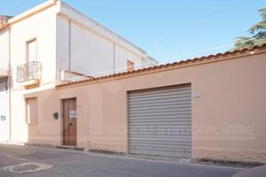 San Sperate Ampia casa indipendente con cortile