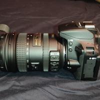 Nikon Digital Camera D5600 con Obiettivo 18-200
