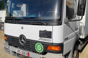 mercedes ATEGO 815 camion sponda 2004