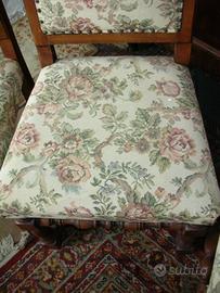 Quattro sedie vestite a festa