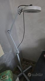 lampada  di ingrandimento per estetica