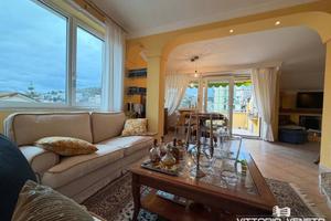Attico / Mansarda di 170 m² con 5 locali a Agropol