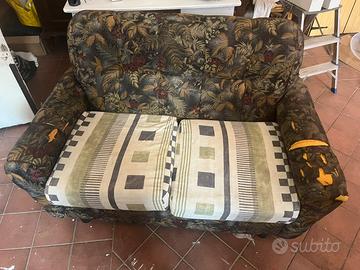 Divano 2 posti
