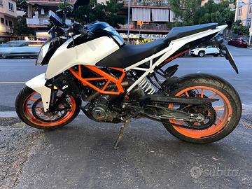 Moto ktm duke 390 18.300km