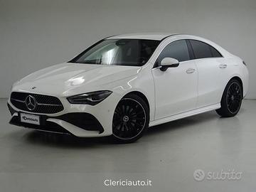 Mercedes-Benz CLA 200 Automatic AMG Line Premium