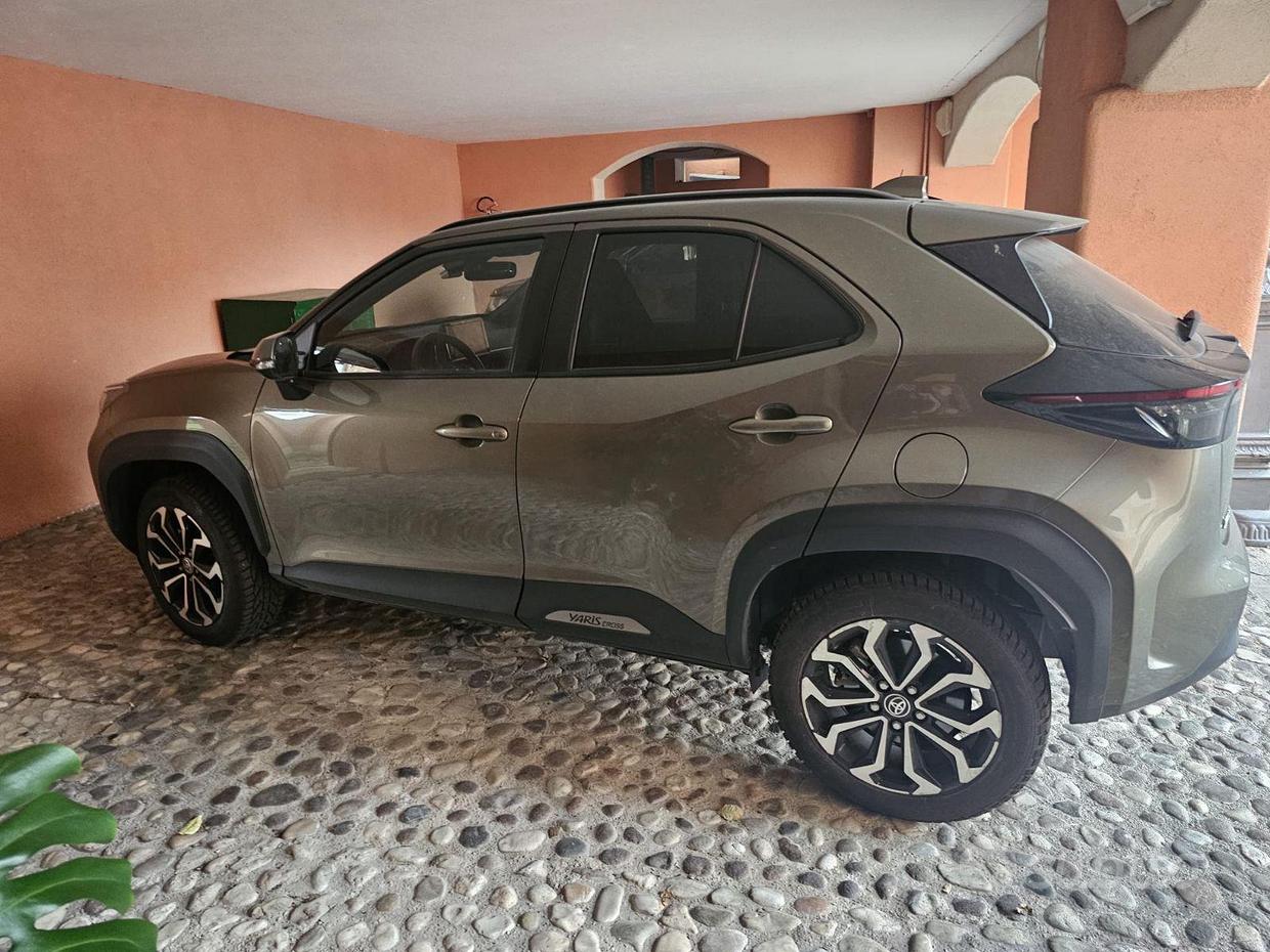 TOYOTA Yaris Cross