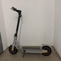 Segway Ninebot  MaxG30 LE