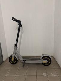 Segway Ninebot  MaxG30 LE