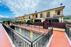 VILLETTA A SCHIERA - Colleferro