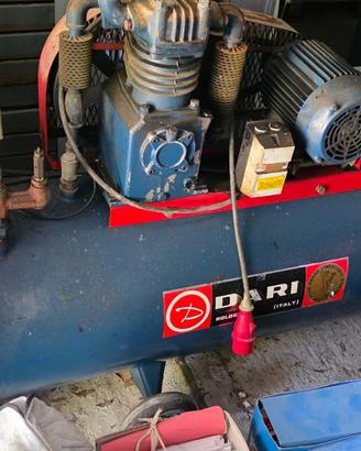 Compressore Dari 300 litri trifase funzionante