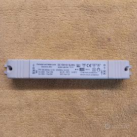 Alimentatore per LED 12 Vdc da 13 Watt