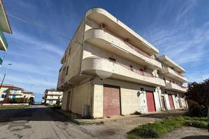 3 LOCALI A CORIGLIANO-ROSSANO