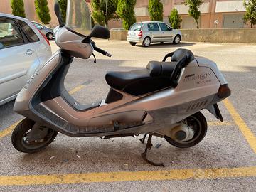 Piaggio Hexagon 125 4 tempi