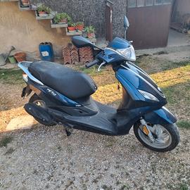 Piaggio Fly 50