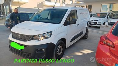 Peugeot Partner PASSO LUNGO INCIDENTATA SINISTRATA