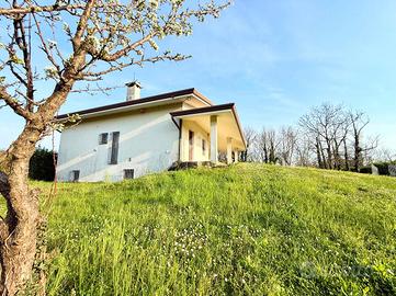 VILLA SINGOLA A BASILIANO