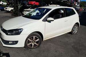 VW POLO 2011 SOLO PER RICAMBI