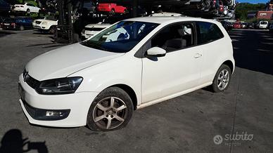 VW POLO 2011 SOLO PER RICAMBI