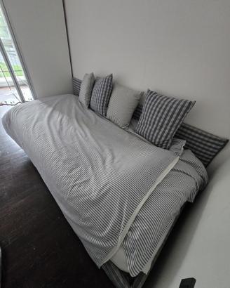 Letto singolo con materasso