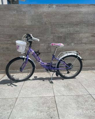 Bicicletta per bambina telaio viola
