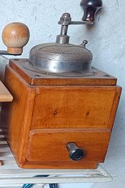 4 macinini per caffè 