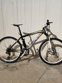 MTB Scott scale 70