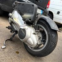 Blocco motore vespa LX 125