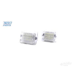 LUCI TARGA A LED PER MERCEDES CLASSE C W204 08-14