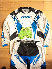 Abbigliamento motocross 