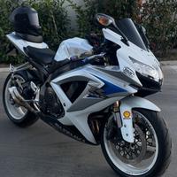 Gsx-r 600 k8