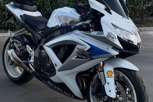 Gsx-r 600 k8