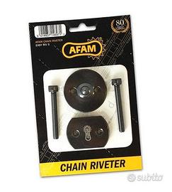 Attrezzo per chiudere rivettare catena moto