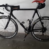 Bicicletta da corsa C4 class carbon