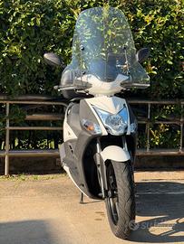 Kymko agility r 16+ 50 cc 4T 2018