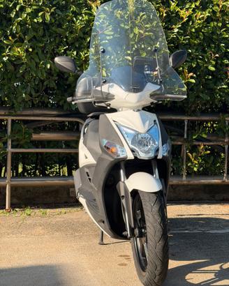 Kymko agility r 16+ 50 cc 4T 2018