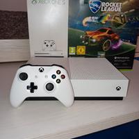 Xbox One s completa di tutto